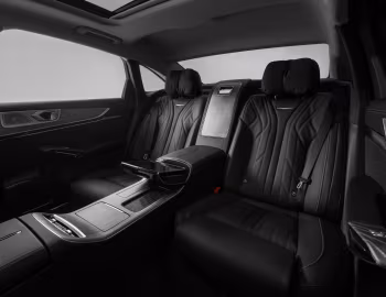 Interior Senat 900 '06.2026