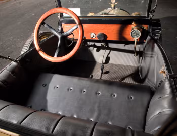 Painel frontal 1915 Trumbull Model 15B