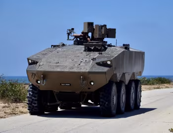 Eitan 8×8 '2016–pr.