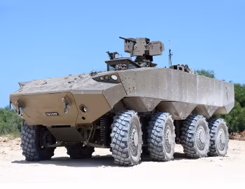 Eitan 8×8 '2016–pr.