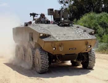 Eitan 8×8 '2016–pr.