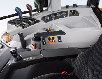 Interior Valtra A114 HiTech [EU-spec] '2017–21