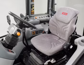 内饰 Valtra A93 HiTech [Worldwide] '2010–17