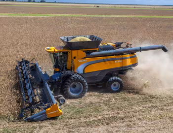 Valtra BC 7800 [Brazil] '2015–pr.