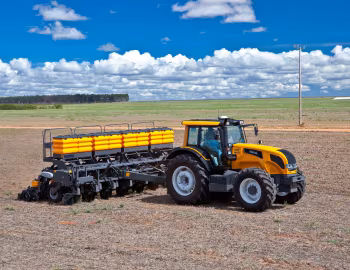 Valtra BH135i Cab [Brazil] '2013–17