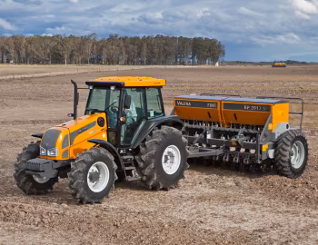 Valtra BM100 Cabine [Latam] '2009–15