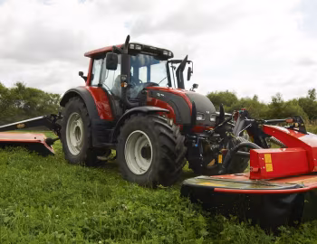 Valtra N142 '2009–11