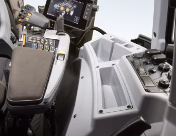 Interior Valtra T154 '2014–pr.