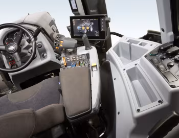Interior Valtra T154 '2014–pr.