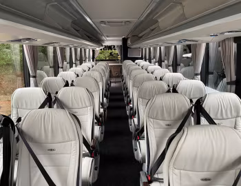 Інтер'єр Van Hool T15 Acron [UK-spec] (C44Ft) '10.2024