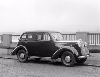 Vauxhall 12-4 De Luxe [EU-spec] (Type I) '1939–40
