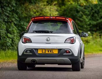 Vauxhall Adam Rocks S '02.2016–06.2018
