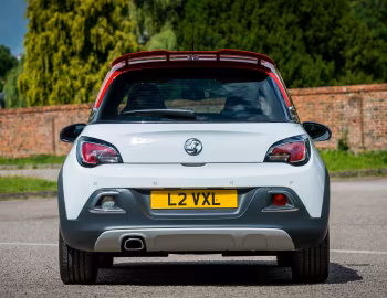 Vauxhall Adam Rocks S '02.2016–06.2018