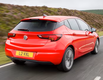 Vauxhall Astra CDTI '2015–19