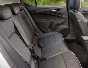 Interior Vauxhall Astra CDTI '2015–19