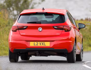 Vauxhall Astra CDTI '2015–19