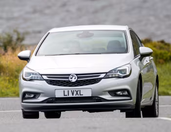 Vauxhall Astra CDTI '2015–19