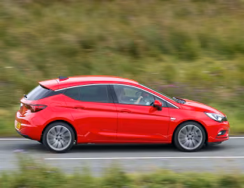 Vauxhall Astra CDTI '2015–19