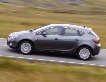 Vauxhall Astra '2009–12