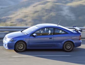 Vauxhall Astra Coupe "888" '2001–02