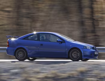 Vauxhall Astra Coupe "888" '2001–02