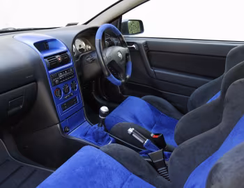 Interior Vauxhall Astra Coupe "888" '2001–02