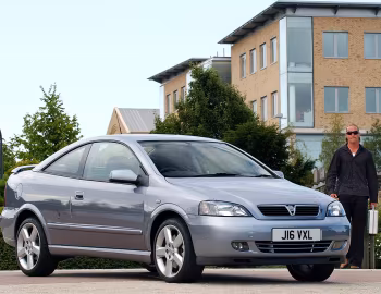 Vauxhall Astra Turbo Coupe '2000–04