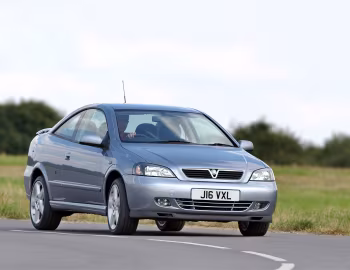 Vauxhall Astra Turbo Coupe '2000–04