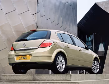 Vauxhall Astra 5-door '2004–07