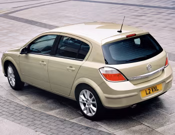 Vauxhall Astra 5-door '2004–07