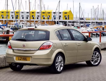 Vauxhall Astra 5-door '2004–07