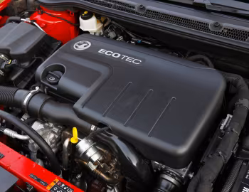 Sob o capô Vauxhall Astra ecoFLEX '2009–12