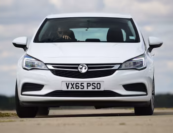 Vauxhall Astra ecoFLEX '2015–19