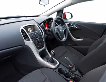 Interior Vauxhall Astra ecoFLEX '2009–12