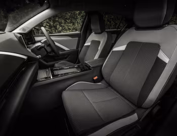 Interior Vauxhall Astra Electric Griffin '2024–26