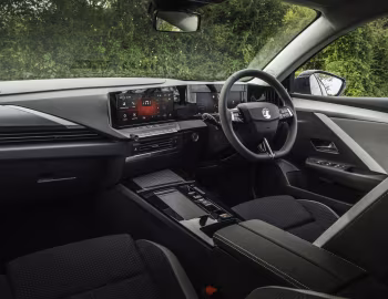 Interior Vauxhall Astra Electric Griffin '2024–26