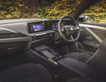 Interior Vauxhall Astra Electric Ultimate '2023–26