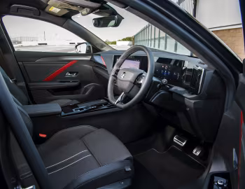 Interior Vauxhall Astra GS Line '2022–26