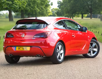 Vauxhall Astra GTC BiTurbo '2013–17
