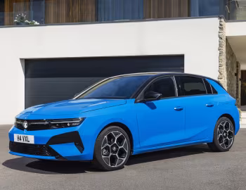 Vauxhall Astra Plug-in-Hybrid Ultimate '2026