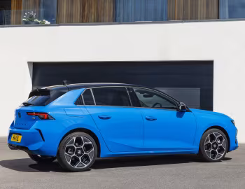 Vauxhall Astra Plug-in-Hybrid Ultimate '2026