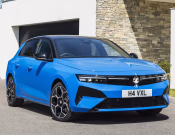 Vauxhall Astra Plug-in-Hybrid Ultimate '2026