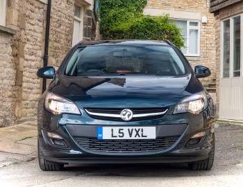 Vauxhall Astra Sports Tourer '2012–16