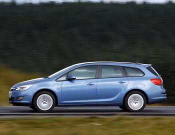 Vauxhall Astra Sports Tourer '2010–12