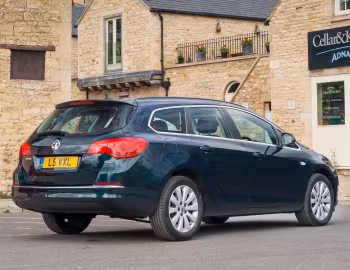 Vauxhall Astra Sports Tourer '2012–16