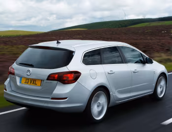 Vauxhall Astra Sports Tourer '2010–12