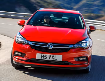 Vauxhall Astra Sports Tourer BiTurbo '2016–19