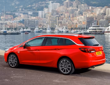 Vauxhall Astra Sports Tourer BiTurbo '2016–19