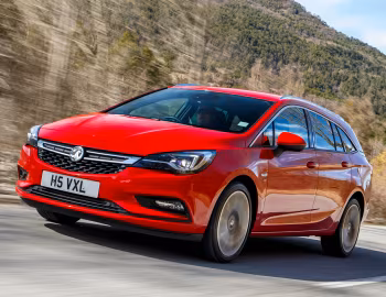 Vauxhall Astra Sports Tourer BiTurbo '2016–19