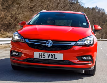 Vauxhall Astra Sports Tourer BiTurbo '2016–19